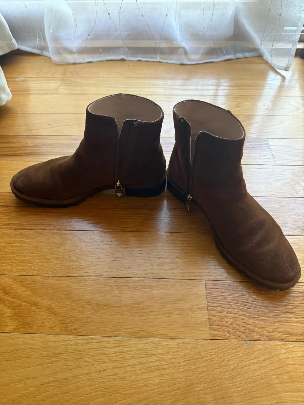 Stuart Weitzman MAELIE BOOTIE suede size 6 color Brown